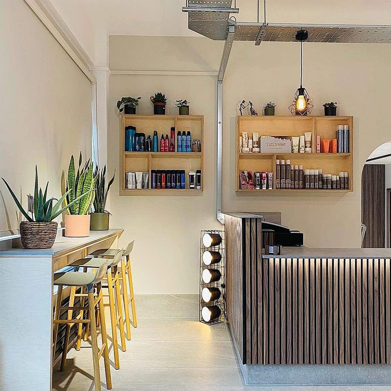 Panneaux muraux int&eacute;rieurs en PVC de diff&eacute;rentes tailles