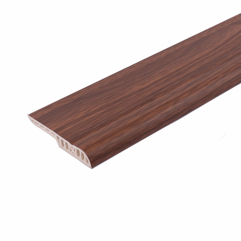 Plinthe moderne et durable