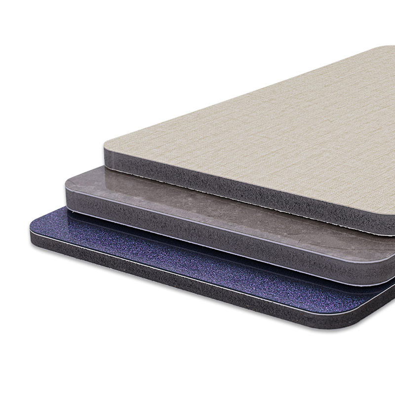 Panneaux muraux en placage imperm&eacute;able