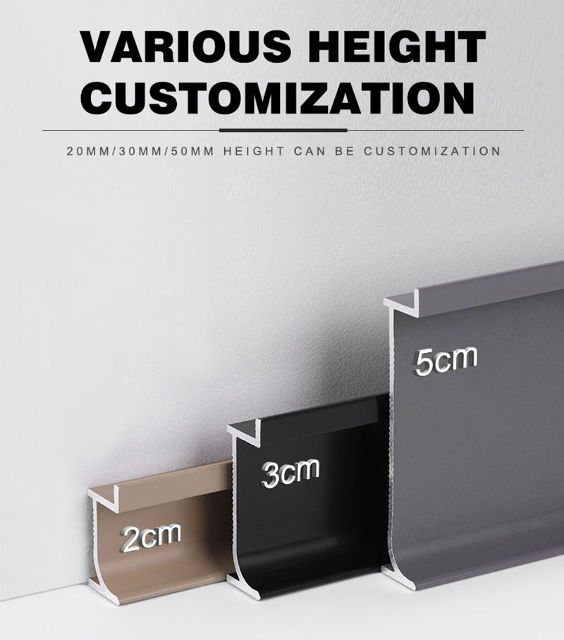 Plinthe m&eacute;tallique polyvalente 