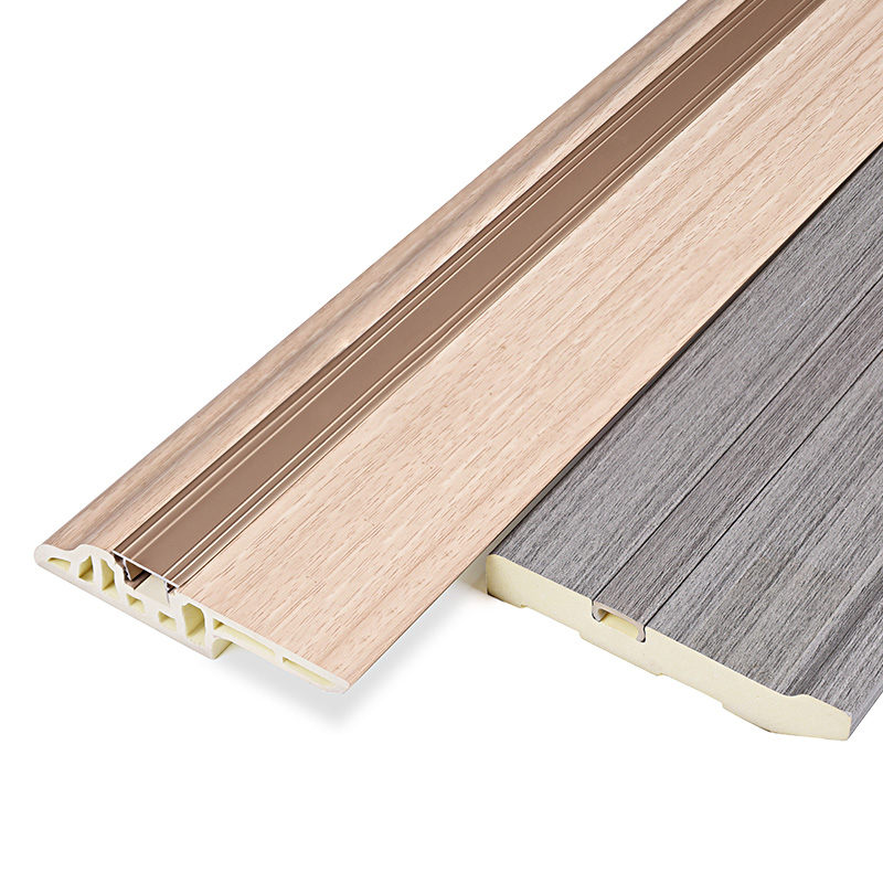 Plinthe int&eacute;rieure en plastique