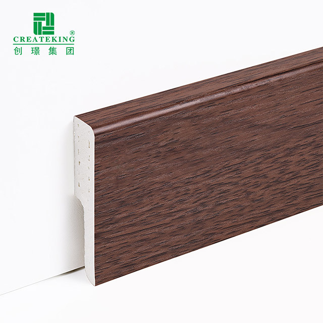 Plinthe en PVC solide 60*12 mm