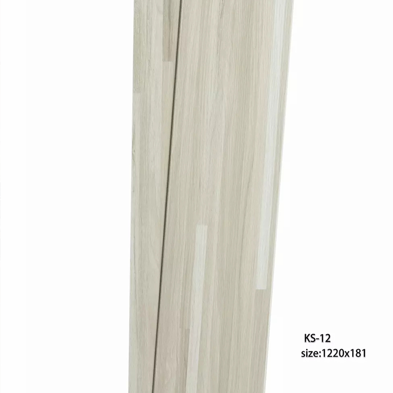 rev&ecirc;tement de sol en vinyle en planches