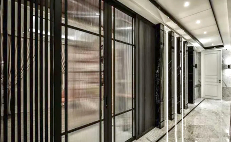 Panneaux muraux int&eacute;rieurs en PVC