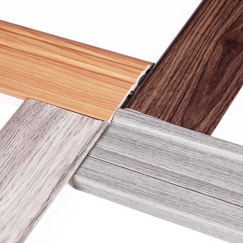 Plinthe en PVC imperm&eacute;able 