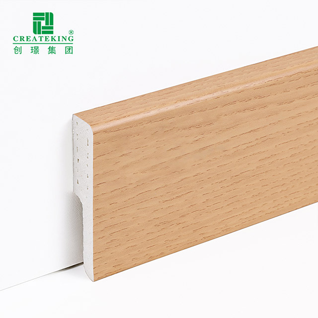 Plinthe en PVC solide 60*12 mm