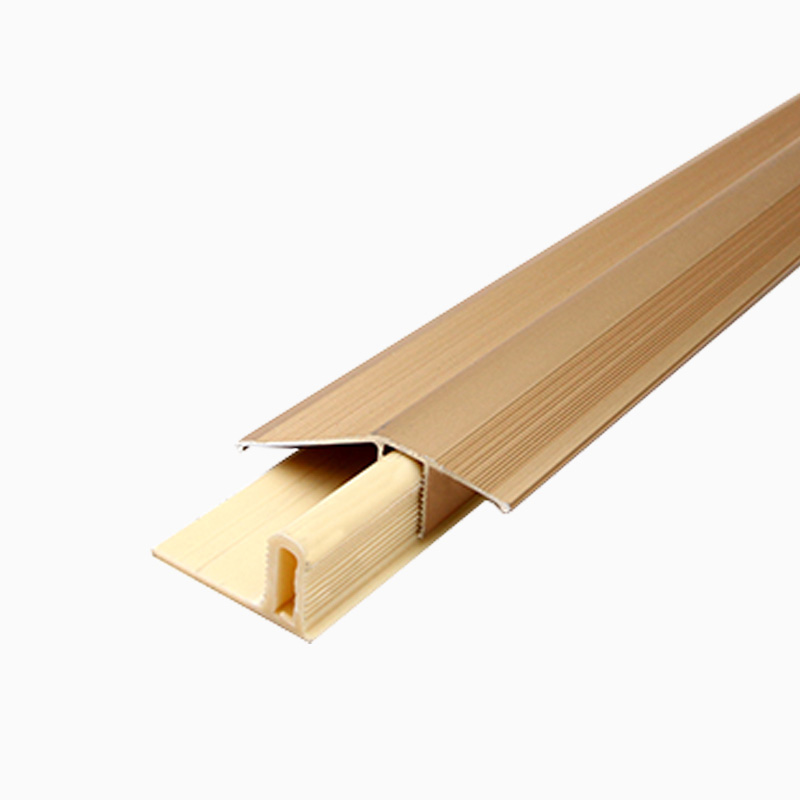 Bande de transition de sol en m&eacute;tal de luxe