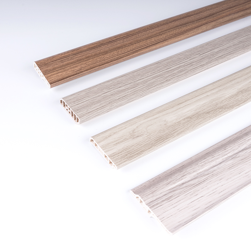 plinthe murale en pvc