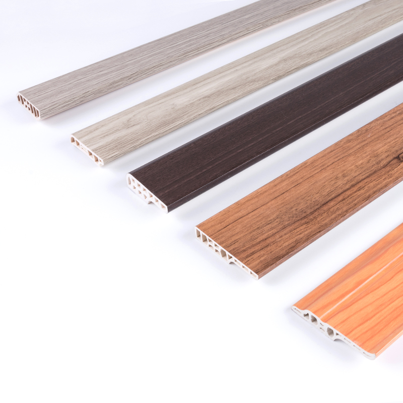 plinthe en plastique