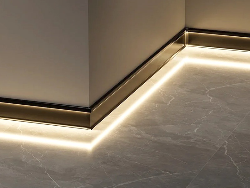 Qu’est-ce que les plinthes d’éclairage ?