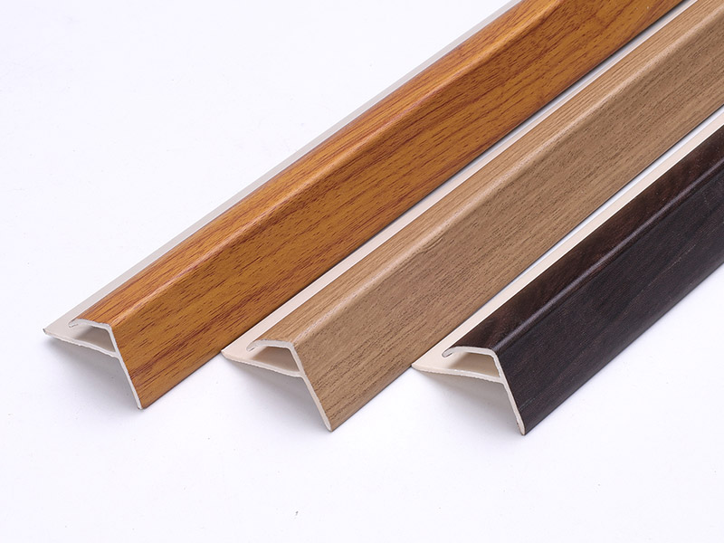 Bandes de nez de marche SPC en forme de F 20*25 mm