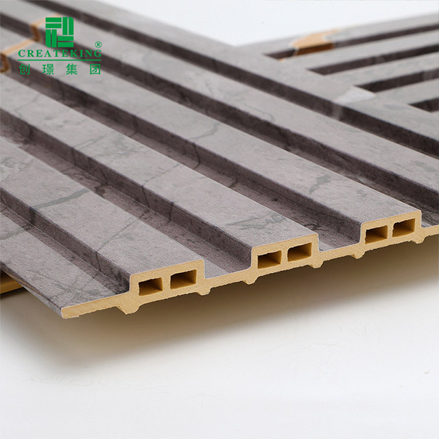 Panneau mural creux cannelé en PVC imperméable 155*17mm