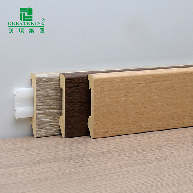 Plinthe à clipser en PVC solide 60*12 mm