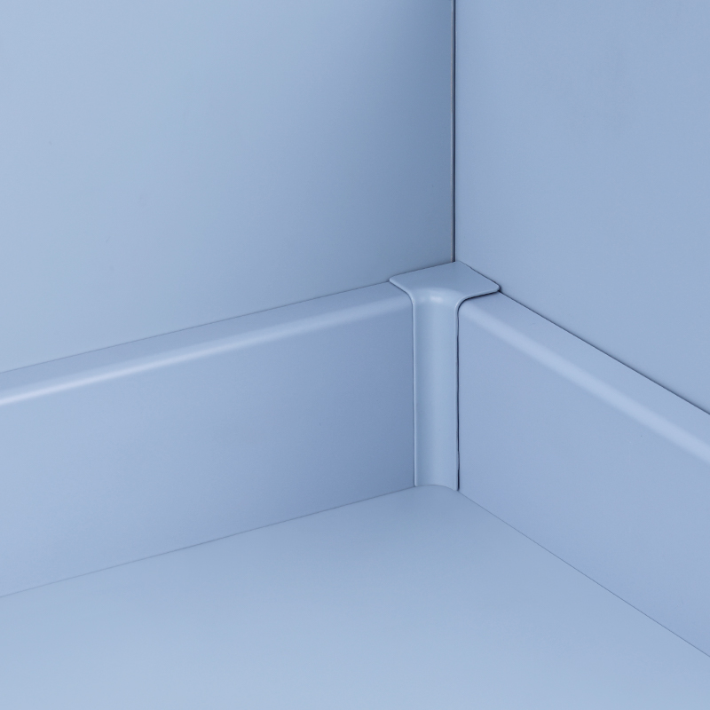 plinthe en aluminium