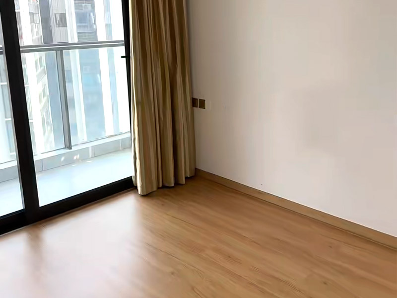 Plinthes autocollantes