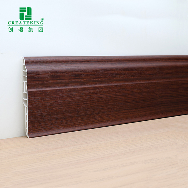 Plinthe en langue d'agneau en PVC 95*15.5mm