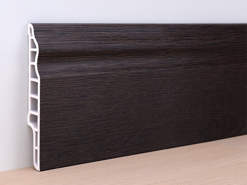 Plinthe en langue d'agneau en PVC 100*15mm