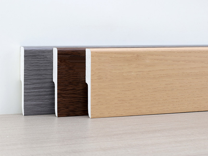 Plinthe en PVC solide 60*12 mm