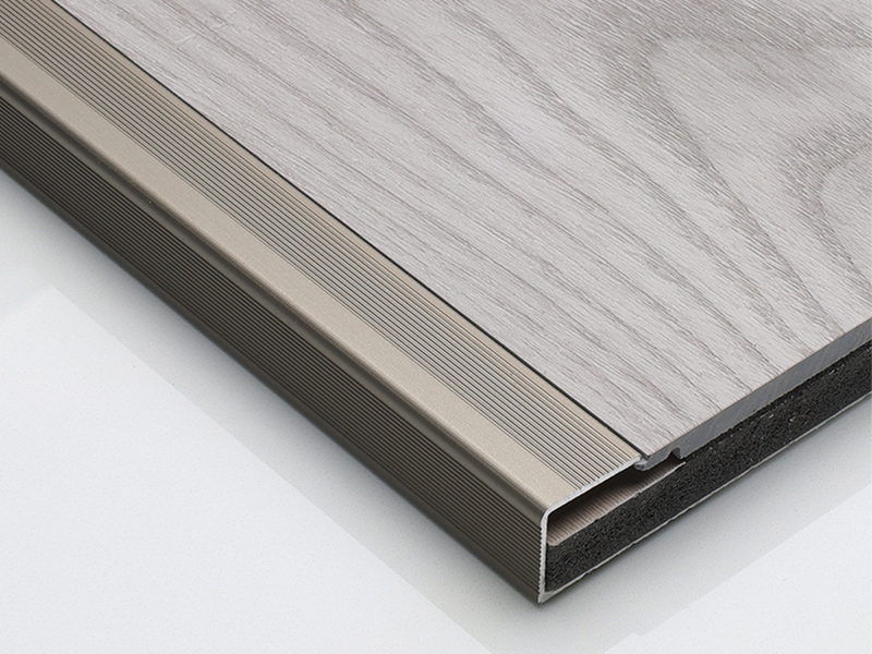 Bande de bordure de sol en alliage d'aluminium en forme de C