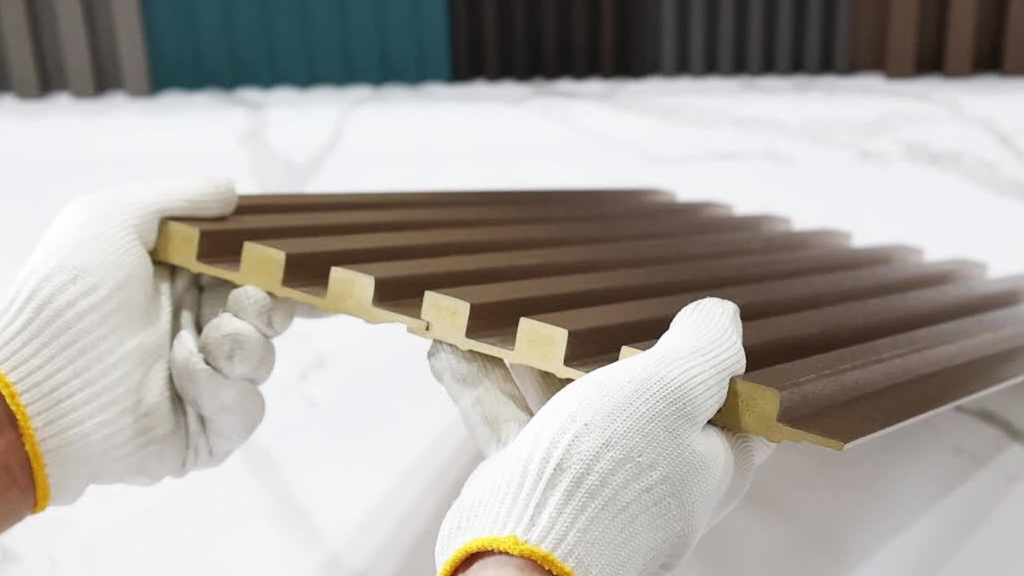 Où les panneaux muraux internes en PVC peuvent-ils être utilisés pour aider à transformer votre maison ?