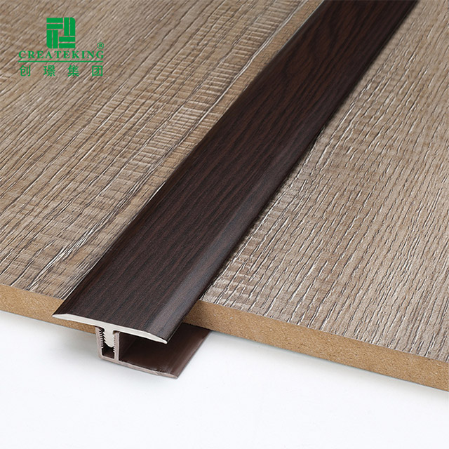 Bandes de bord de sol en forme de T en PVC 40*12,6 mm