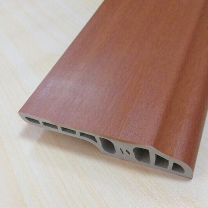 plinthe en plastique