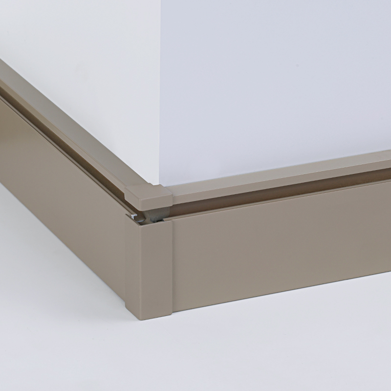 plinthes en aluminium
