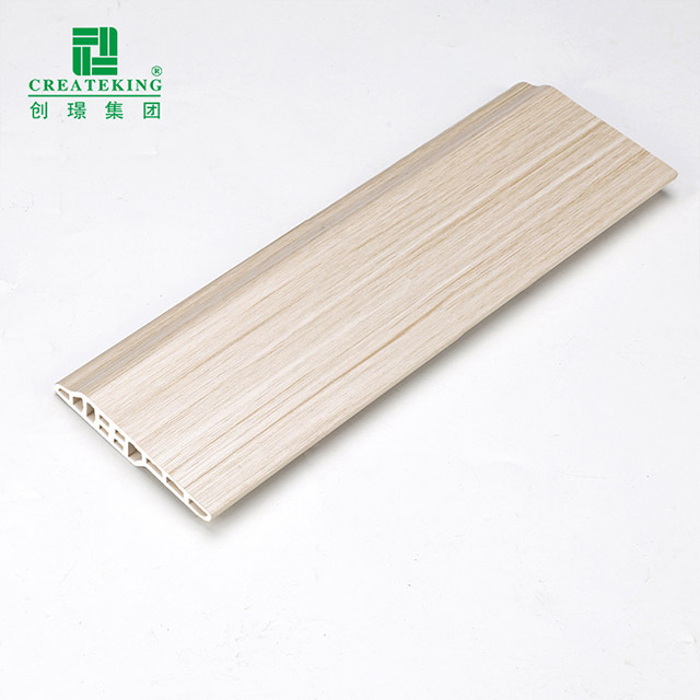 Plinthe en langue d'agneau en PVC 80*14 mm