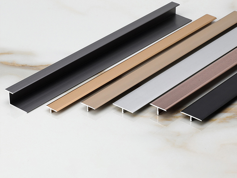 Bande de transition en aluminium en forme de T
