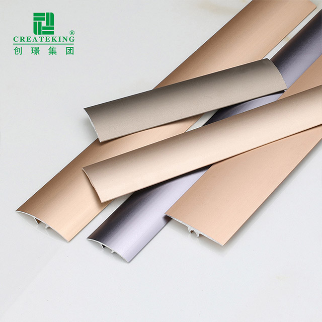 Bande de transition universelle en aluminium pour sol 4,28 x 30 mm