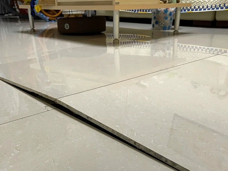 Comment réparer le bord déformé des carreaux ?