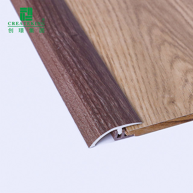 Réducteur de plancher en PVC 48*7,5 mm