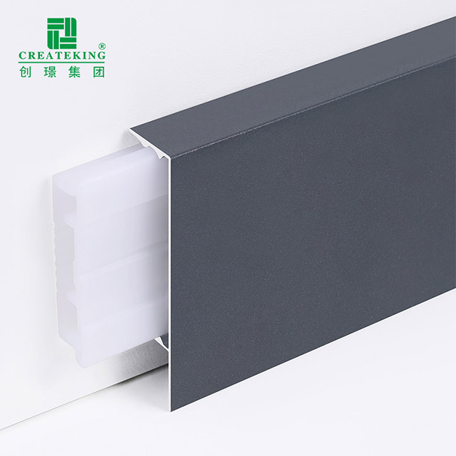 Plinthe en alliage d'aluminium 50*11,5 mm