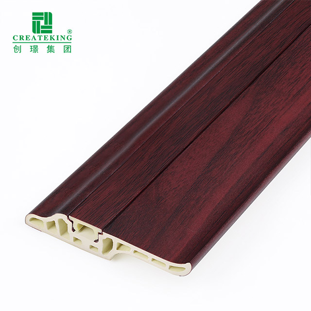 Plinthe en langue d'agneau en PVC 68*17 mm