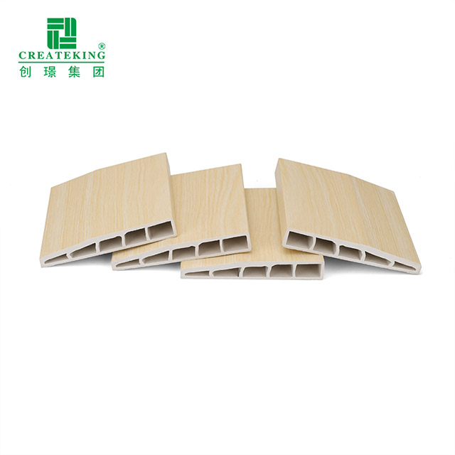 Plinthe en PVC chanfreinée 100*15 mm