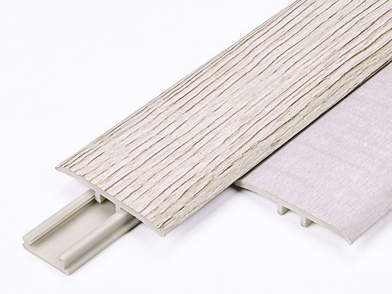 Moulage en T SPC 33*6 mm