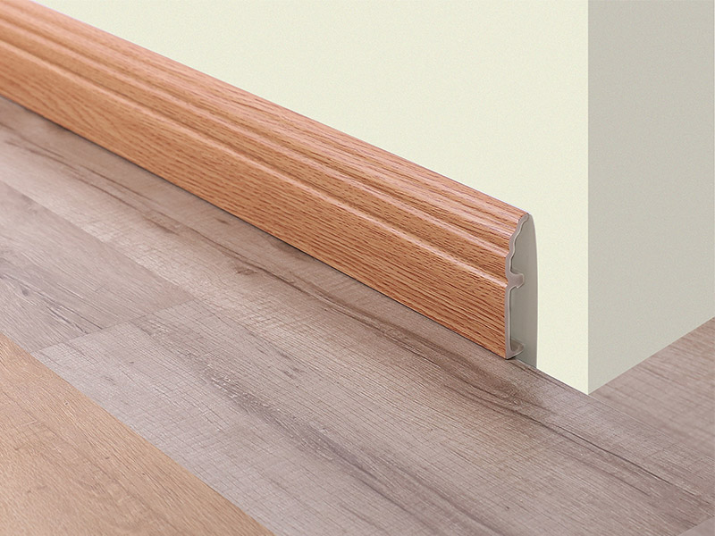 Plinthe &agrave; clipser en PVC 85*16 mm