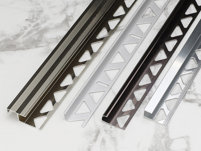 Profils de nez de marche en aluminium