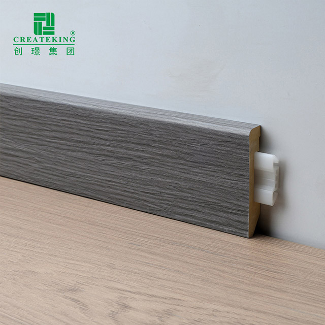 Plinthe à clipser en PVC solide 60*12 mm