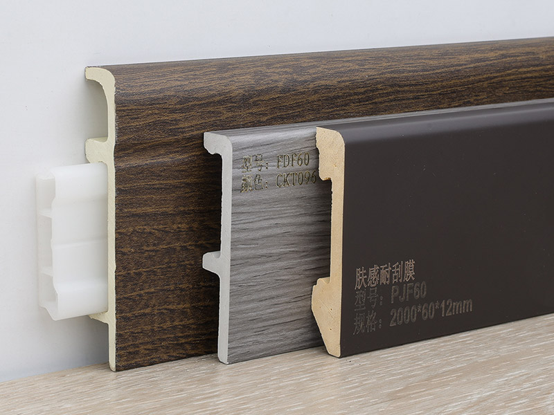 Syst&egrave;mes de plinthes avec bases