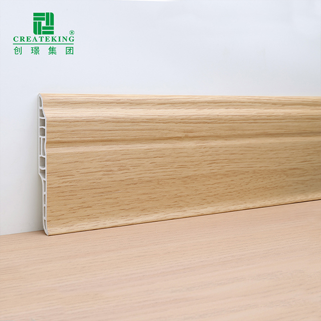 Plinthe en langue d'agneau en PVC 95*15.5mm
