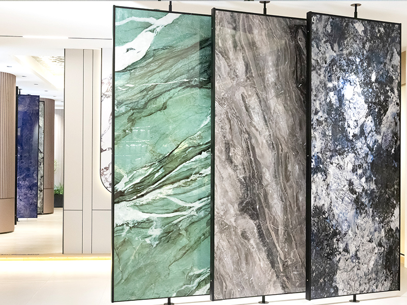 De quoi est fait le faux marbre ?