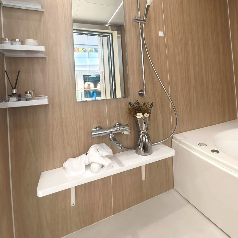 Le meilleur adhésif pour les panneaux de douche