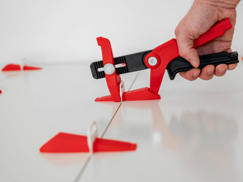 Comment utiliser un système de nivellement des carreaux lors des pose de carreaux de sol: un guide complet