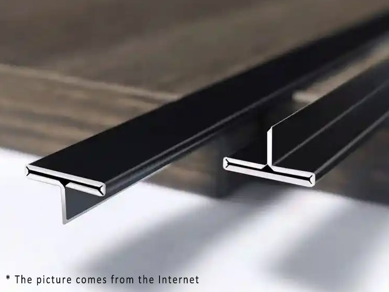 Moulure en T en acier inoxydable