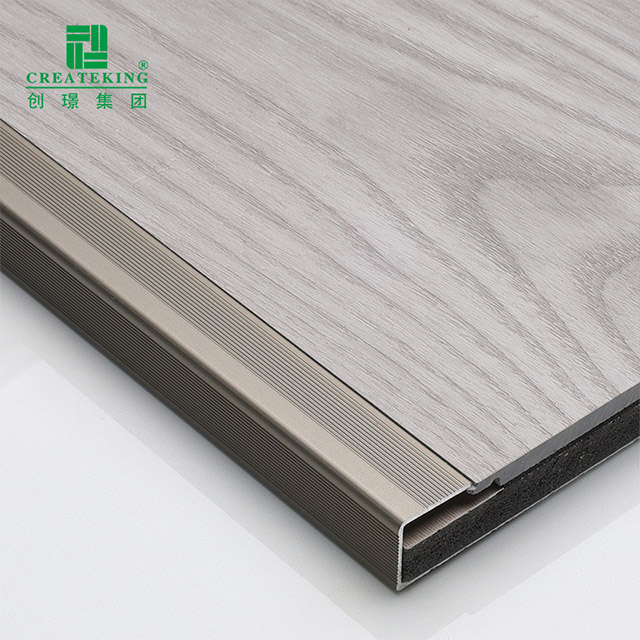 Équilibre de bord carré de plancher stratifié de 24,9x8,2 mm