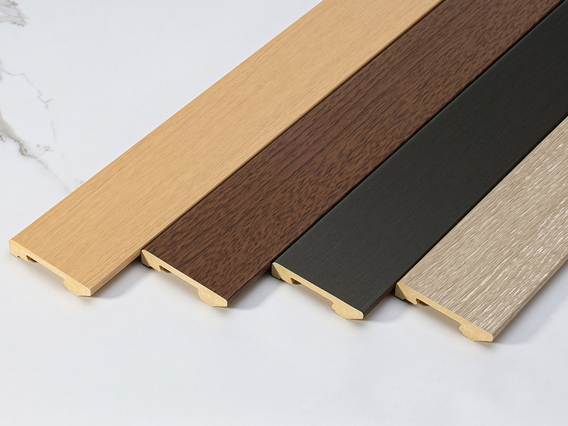 Plinthe &agrave; clipser en PVC solide 60*12 mm