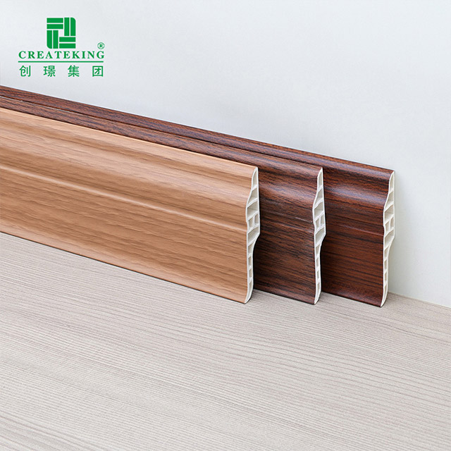 Plinthe multifonctionnelle en PVC 68*16 mm