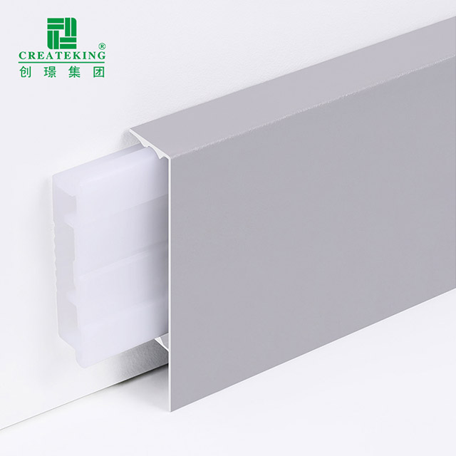 Plinthe en alliage d'aluminium 50*11,5 mm