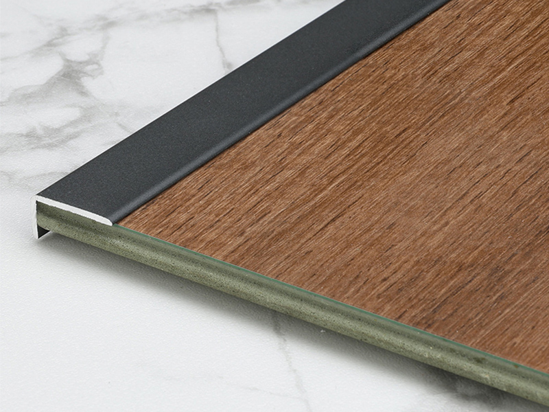 Bande de protection de bord de sol en aluminium en forme de L